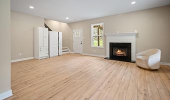 644 Towamensing Trl, Albrightsville, PA 18210