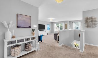 9 Cape Cod Ave, Barnegat, NJ 08005