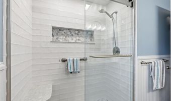 123 Royal Ave, Cranston, RI 02920