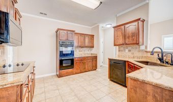 6450 WELLS Grv, Bartlett, TN 38135
