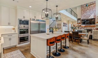 3009 Pine Hill Dr, Benton, AR 72019