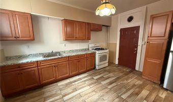 305 N 2nd St 1, Allentown, PA 18102