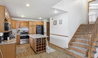 1700 E TRACIA Ln, Appleton, WI 54911
