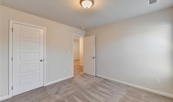 212 Station Overlook Dr, Auburn, GA 30011