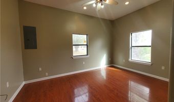607 S 9th St, Alamo, TX 78516