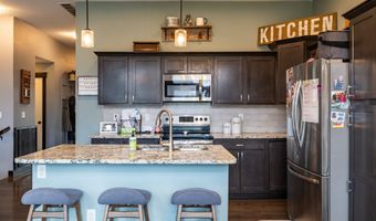 1304 S 10th St, Adel, IA 50003