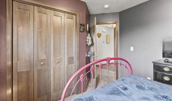 39 N 6th St, Baltic, SD 57003