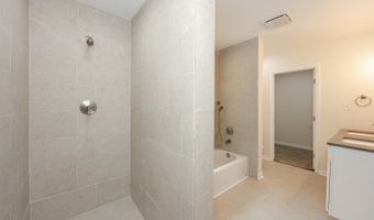 555 Lonita St, Baton Rouge, LA 70815