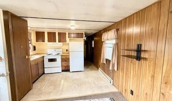 836 Forest Park Ave, Middletown, RI 02842