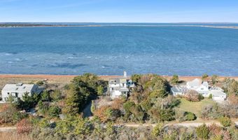30 Private Rd, Amagansett, NY 11944
