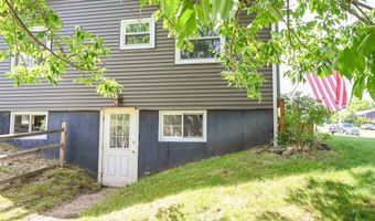 44 Bailey St, Barre, VT 05641