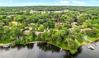 451 Reflection Rd, Apple Valley, MN 55124