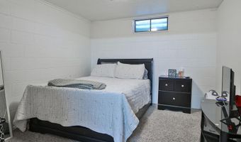 230 8th St, Adams, NE 68301