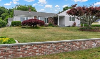 6 Varnum Ave, Bristol, RI 02809