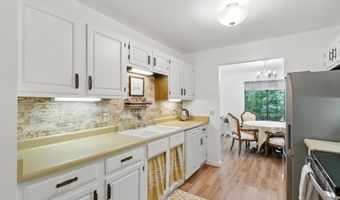 4465 Crescent Rd, Fitchburg, WI 53711