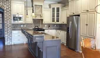 156 Amethyst Dr, Brandon, MS 39047