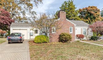 19 Coulters Rd, Cranston, RI 02920