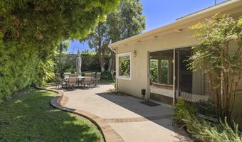 124 Reddington Ct, Camarillo, CA 93010