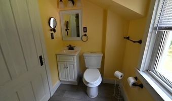 61 Fort Johnson Ave, Amsterdam, NY 12010