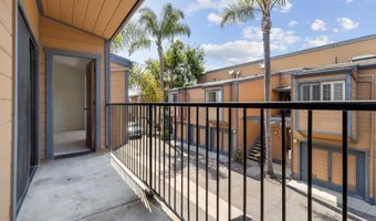 811 Kalpati Crk B, Carlsbad, CA 92008