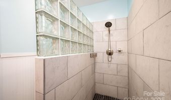 12 Asher Ln, Arden, NC 28704