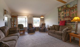 24496 VAUGHN Rd, Veneta, OR 97487