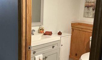 17 Prospect Mountain Rd, Alton, NH 03809