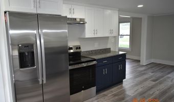 12 Whitten St, Allenstown, NH 03275