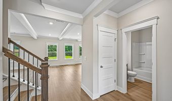 80 Chickadee Ct, Auburn, GA 30011