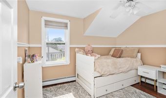 226 Becker Ave, East Providence, RI 02915