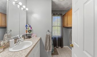 61 Metropolitan Ave, Cranston, RI 02920