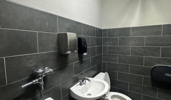 1620 CARLISLE Blvd SE, Albuquerque, NM 87106