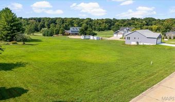 118 Woodland Hills Dr, Alton, IL 62002