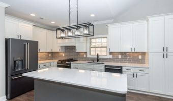 1536 Tsuga Dr, Alcoa, TN 37701