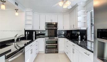 3552 Magellan Cir 122, Aventura, FL 33180