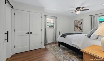 906 Convair St, Bentonville, AR 72712