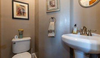 33 Murdock St, Boston, MA 02135