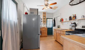 1025 S LAWE St, Appleton, WI 54915