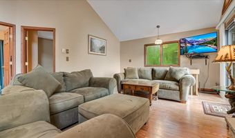 361 Birch Dr, Blakeslee, PA 18610