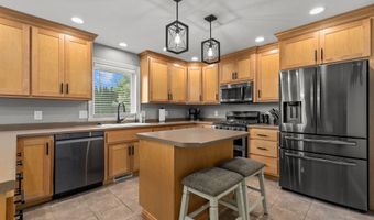 4807 N FUJI Dr, Appleton, WI 54913