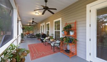 6120 NW 55th St, Bell, FL 32619