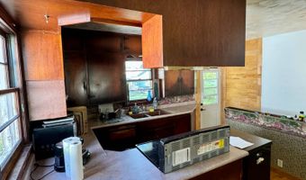 1204 4th St, Britton, SD 57430