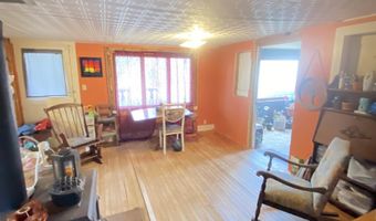 136 Store Hill Rd, Bethel, VT 05032