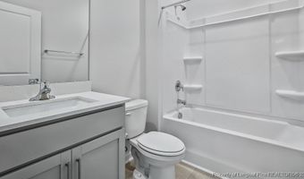 1049 Misty Creek Dr, Aberdeen, NC 28315