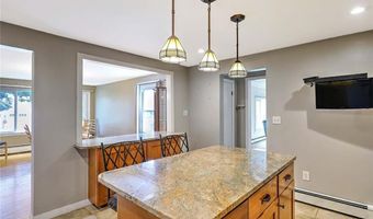 61 Reservoir Ave, Johnston, RI 02919