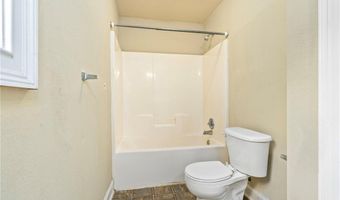 807 W LONGLEAF Dr 15, Auburn, AL 36832