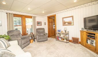 4354 Kingbird Ave, Alton, IA 51003