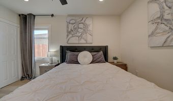 12871 W Osborne St, Arleta, CA 91331