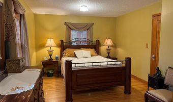 395 Broadway St W, Akeley, MN 56433