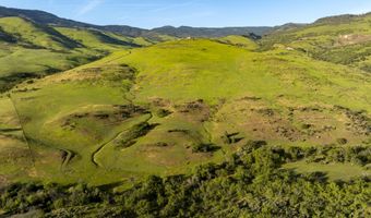 312 Sky Ridge Rd, Ashland, OR 97520